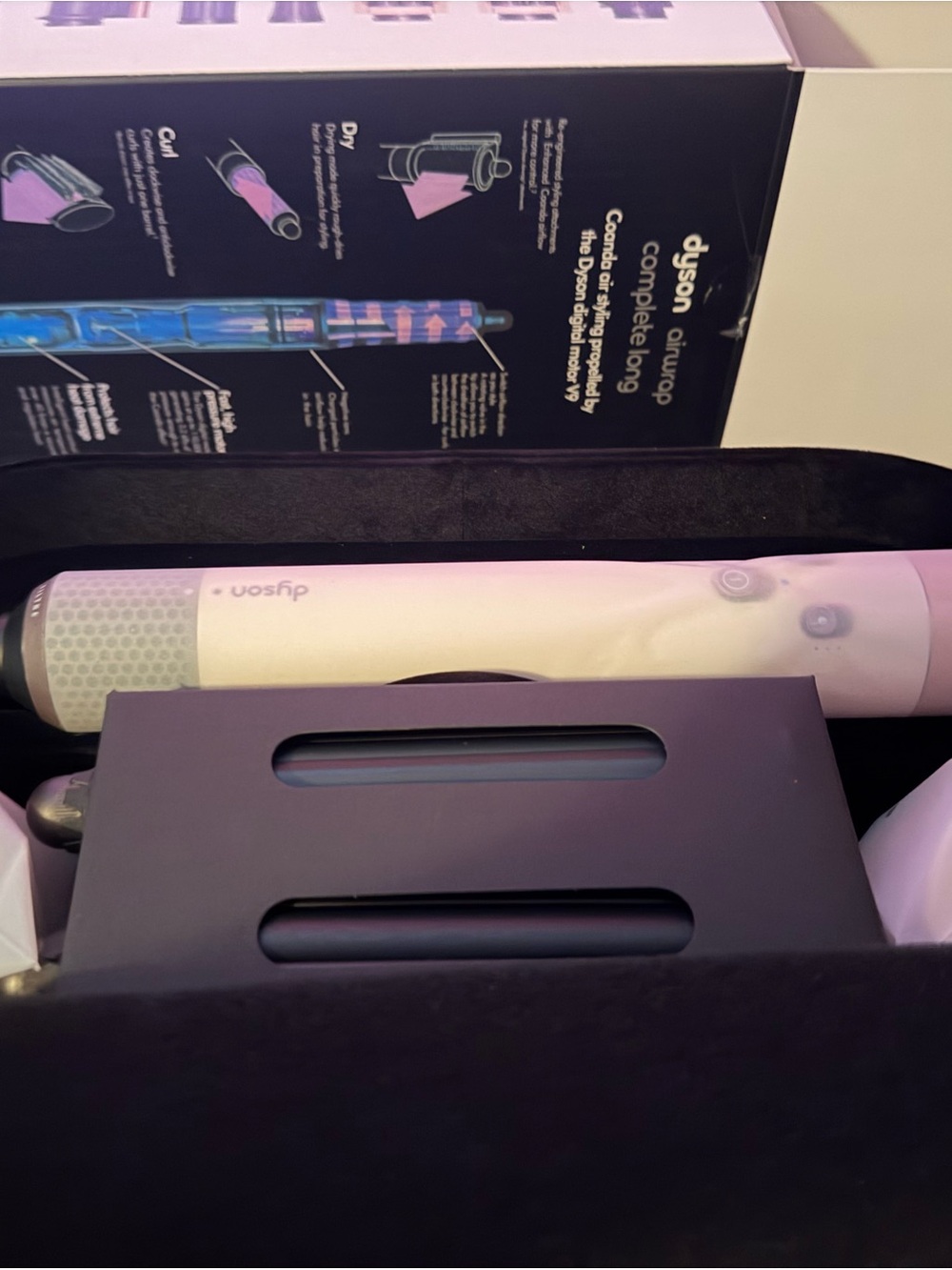 Dyson Airwrap Complete Long - White and Rose Gold - Picture 3 of 3